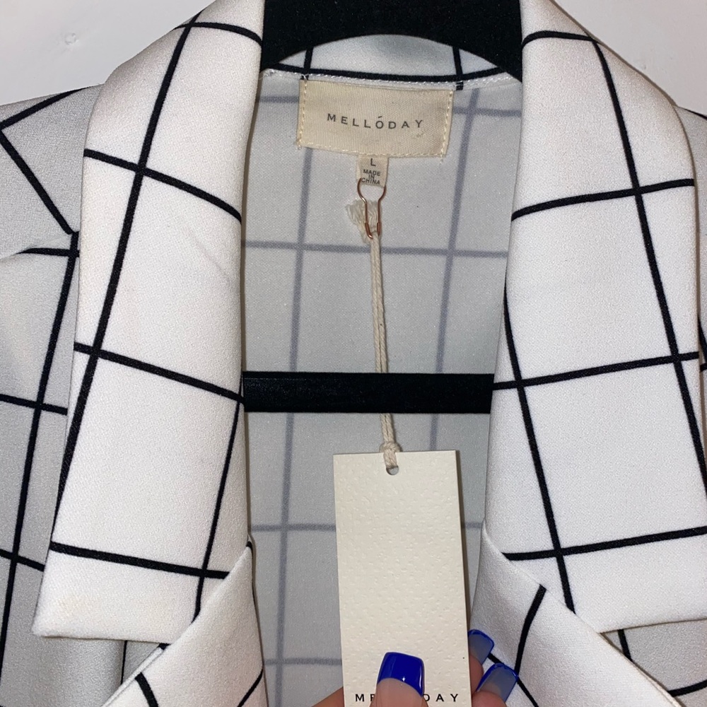 Jacket - Picture 3 of 3